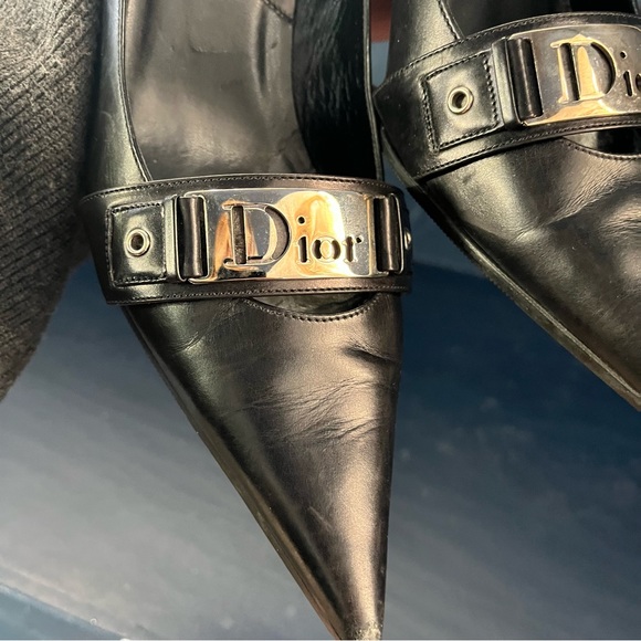 ❤️🔥 SOLD ❤️🔥 Sexy Dior Pumps ⛓🖤 - Picture 4 of 8
